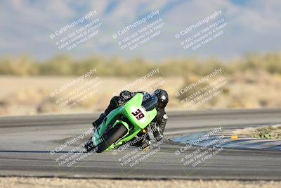 media/Dec-07-2025-CVMA (Sun) [[3e7d2de5dc]]/Race 17-Amateur Formula Middleweight/